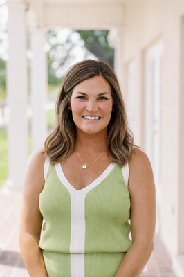 Portrait of Amanda Wilty, REALTOR®.
